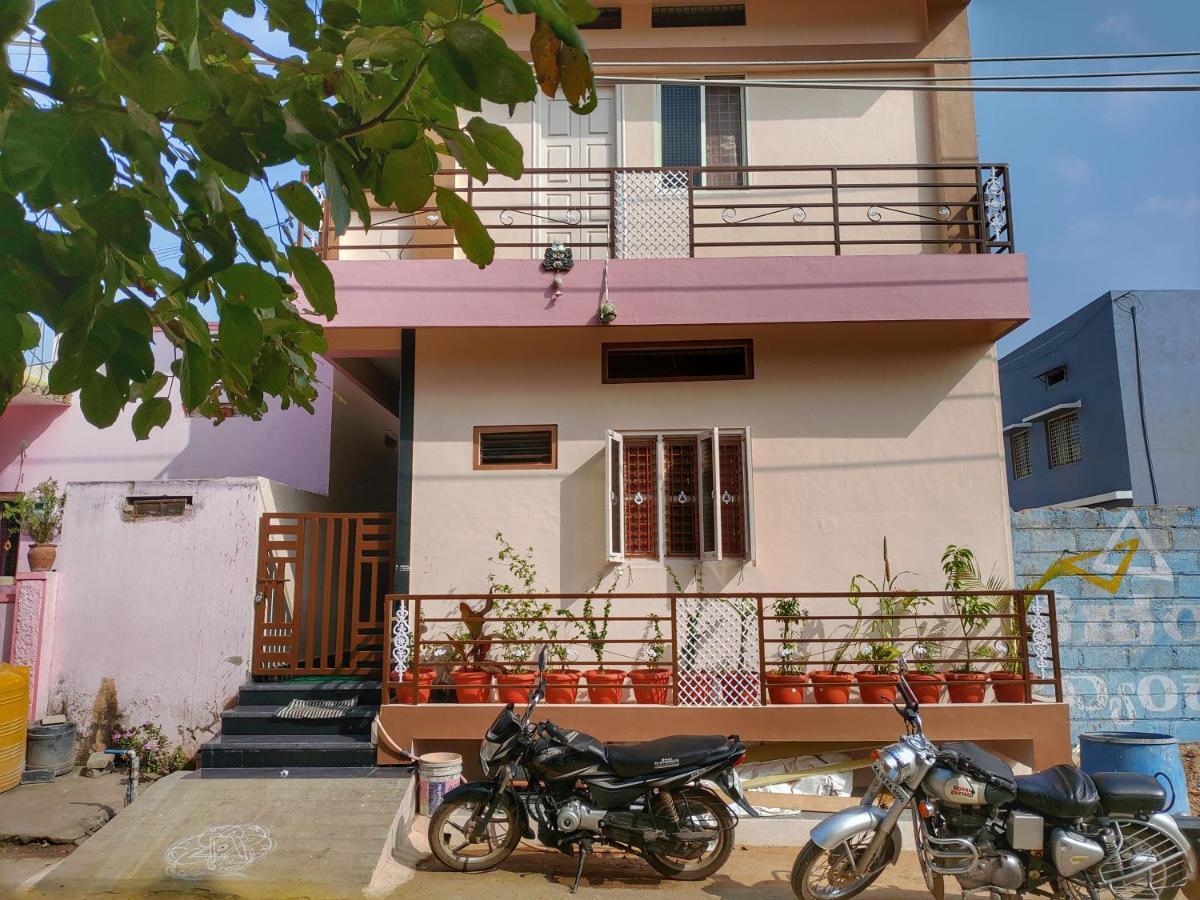 Vijayanagara Home Stay 亨比 外观 照片